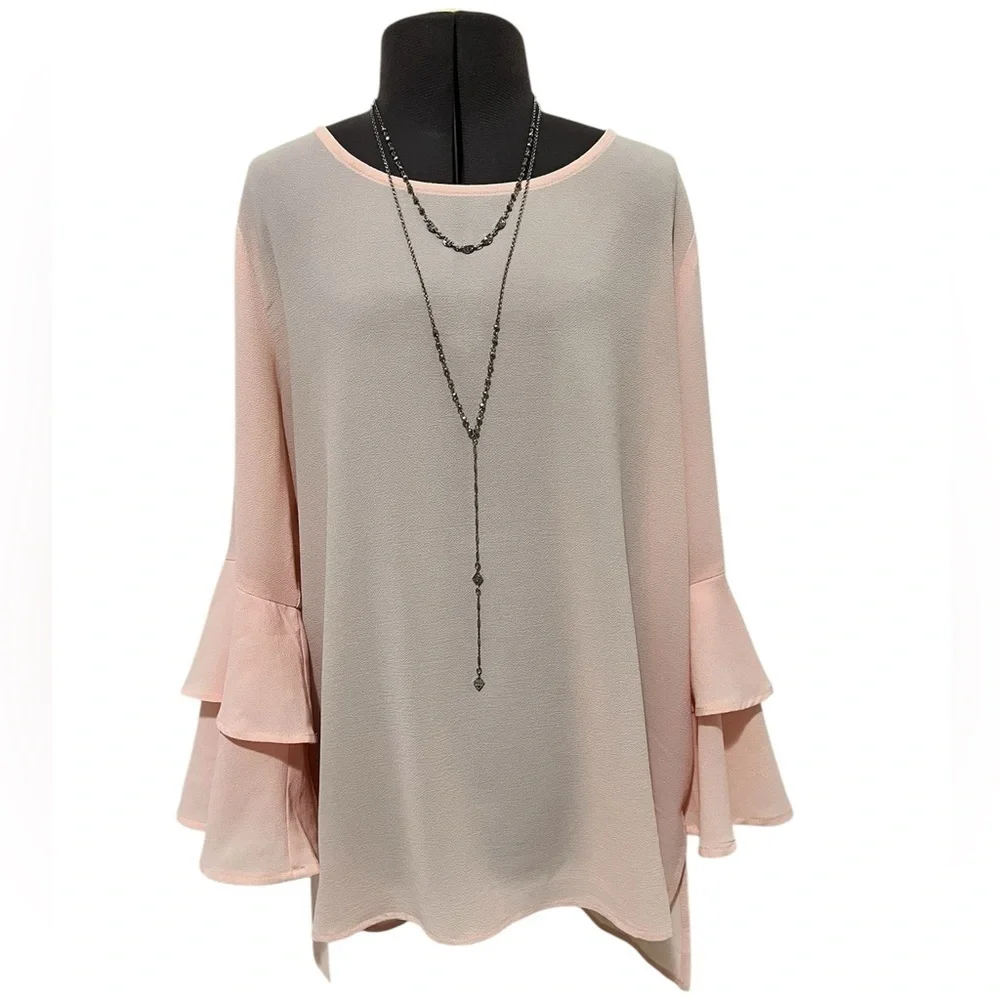 Gibson Pink Bell Ruffle Sleeve Blouse with Hi Low Hemline Size S - Picture 1 of 9